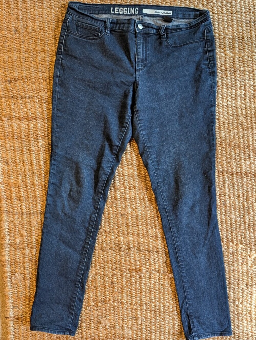 DKNY Women's Dark Blue Stretchy Skinny Jeans